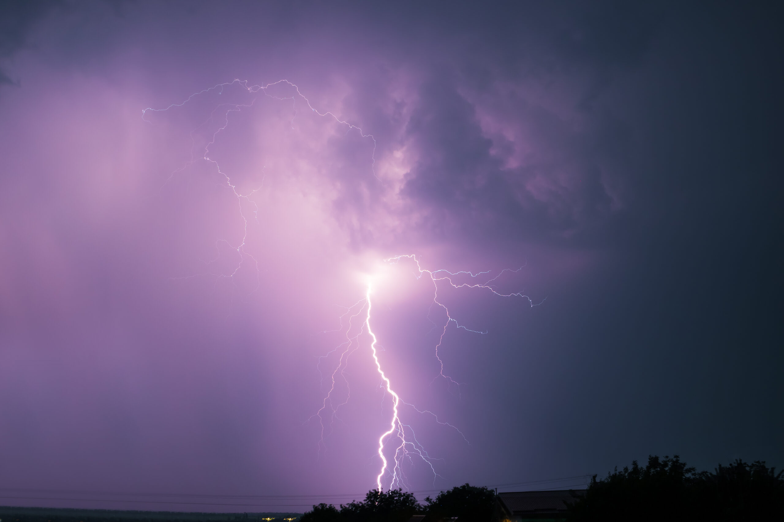 Tornado Watch Issued For Dallas County, Pete Delkus Urges Preparedness